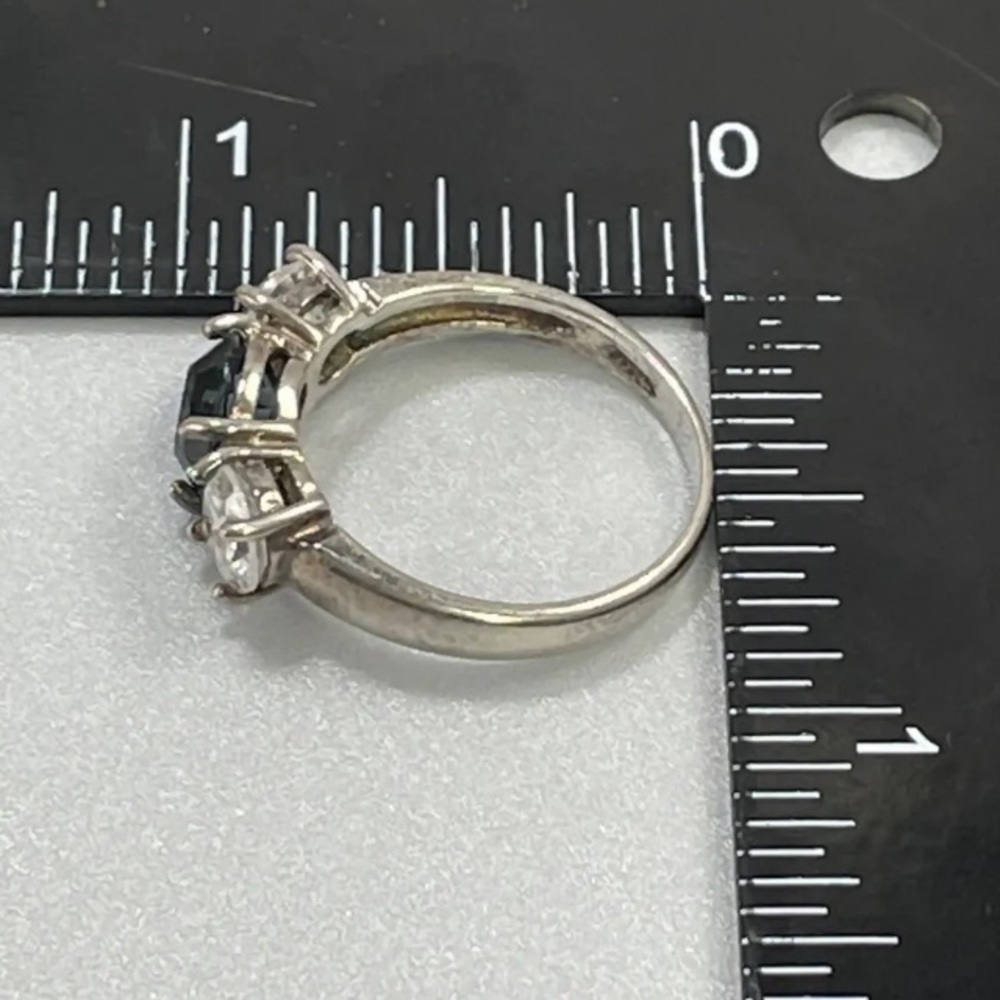 925 CN Design London Blue Topaz Ring 💍 Size 8.75 Stunning - Picture 9 of 9